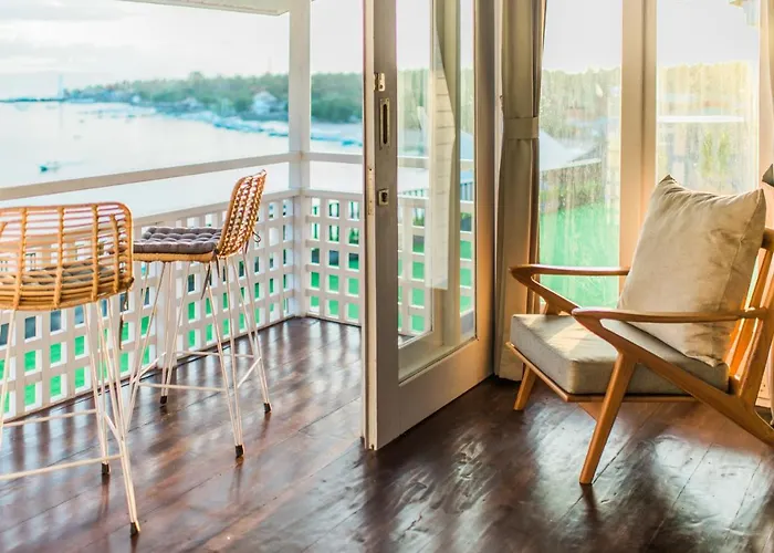 ホテル Sea La Vie Nusa Penida 4*