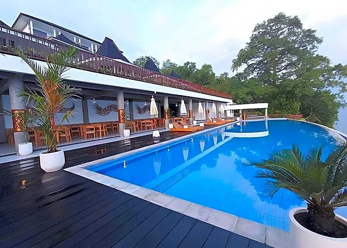 فندق Sea La Vie Nusa Penida 4*